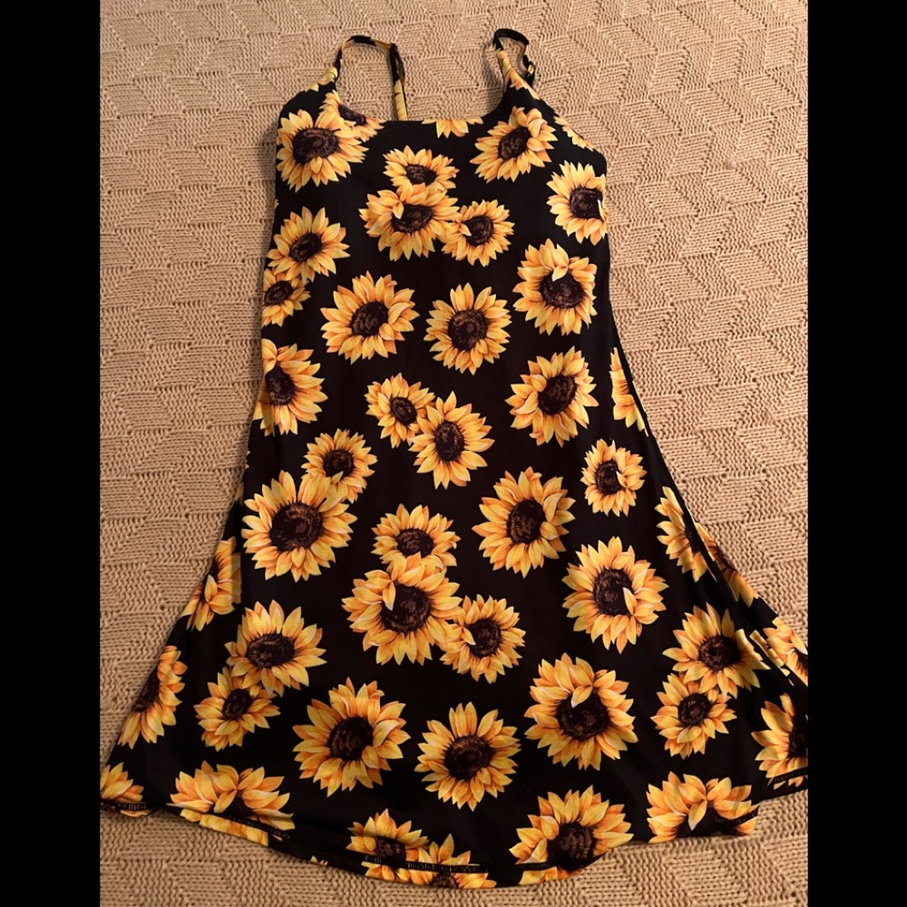 CVG Sunflower dress size large